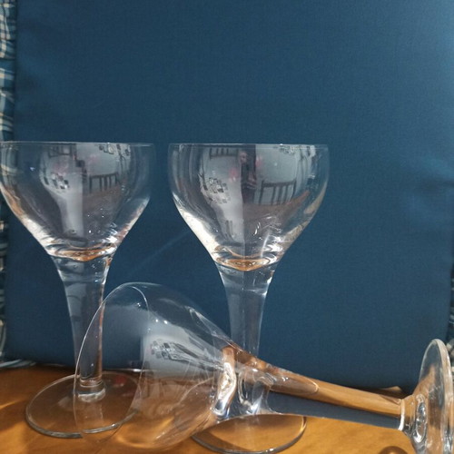Set of 6 elegant glass cups 19 cm high like new