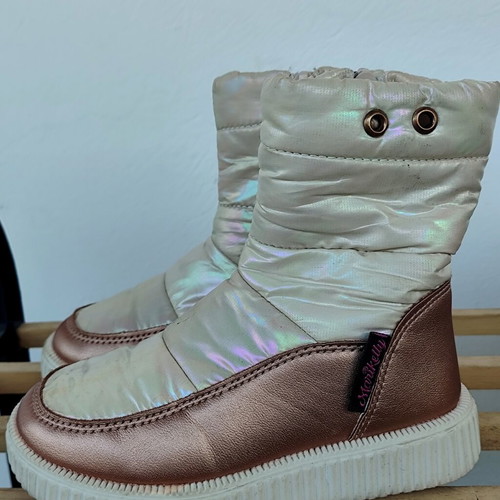 Marikelly boots with fur lining, size 29