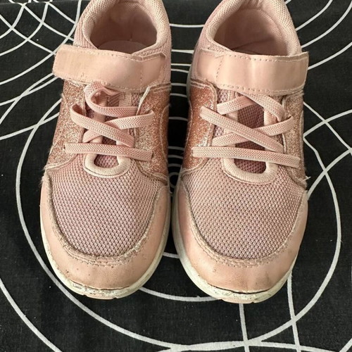 Pink children's sneakers used, size EU 29, glitter details