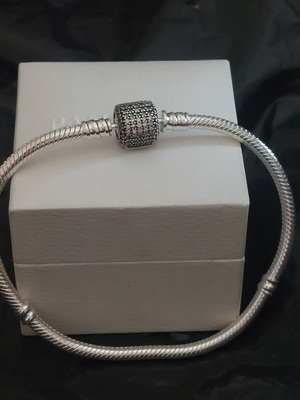 Pandora bracelet size 18 cm with pave stone clasp, silver