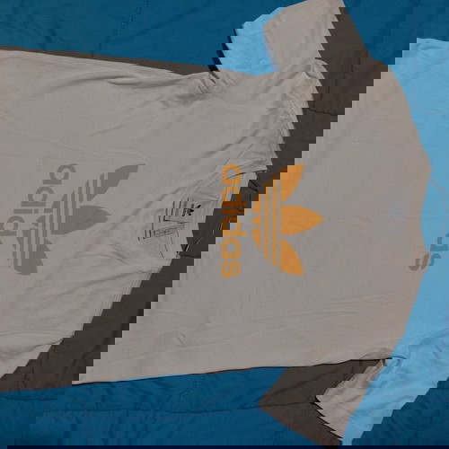 Adidas t-shirt