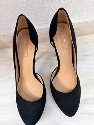 Zara black high heels like new, size 39