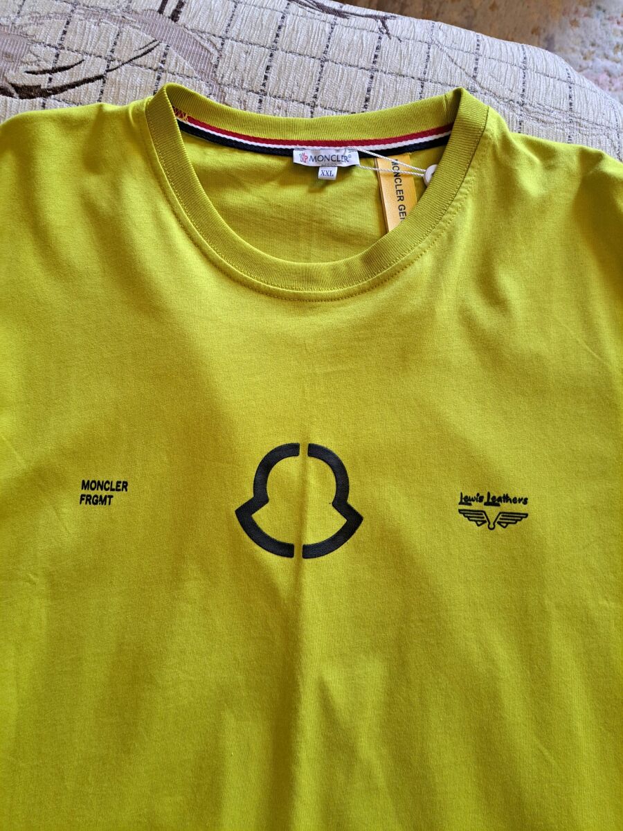 Moncler men's T-shirt like new, yellow,… - € 55,00 - Vendora.cy
