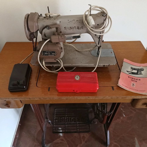 Singer 191M sewing machine used, vintage 1960s