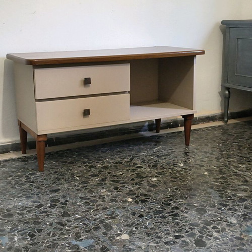 Έπιπλο τηλεόρασης μεταχειρισμένο
