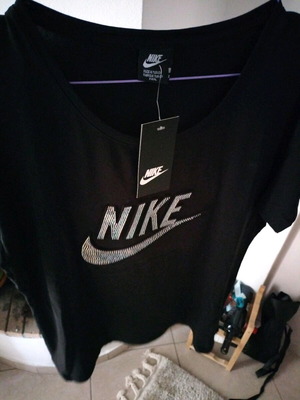 Nike shirt new, size XXL, black