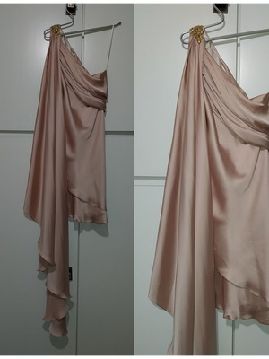 Dress like new, gold color, sizes S and M