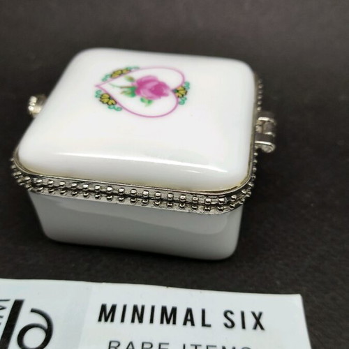 Limoges jewelry box used, small vintage porcelain