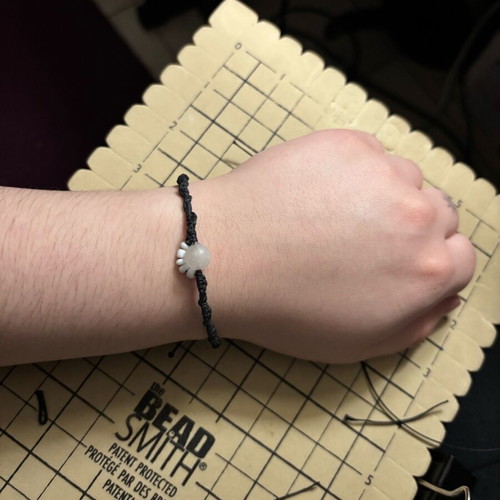 Macrame bracelet new, handmade