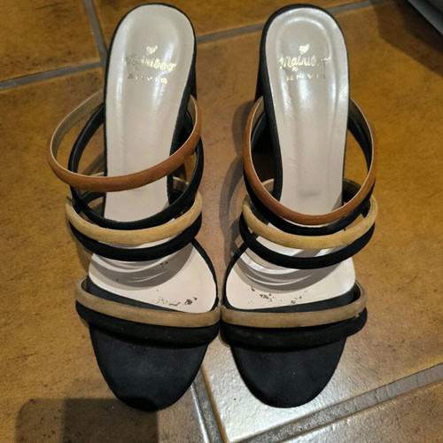 Sandals size 40 black like new