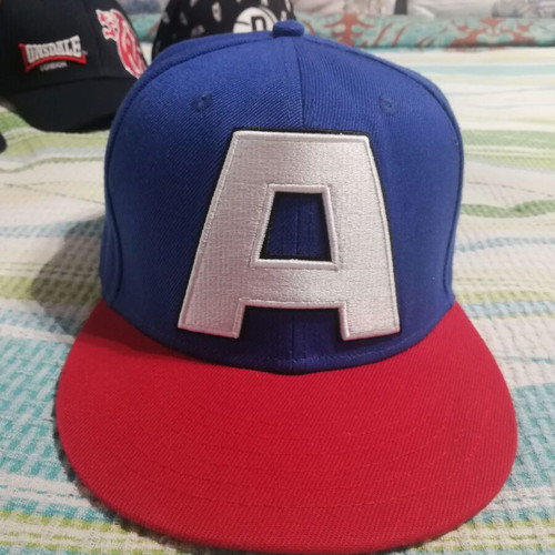 Captain America Marvel Comics hat new, blue and red