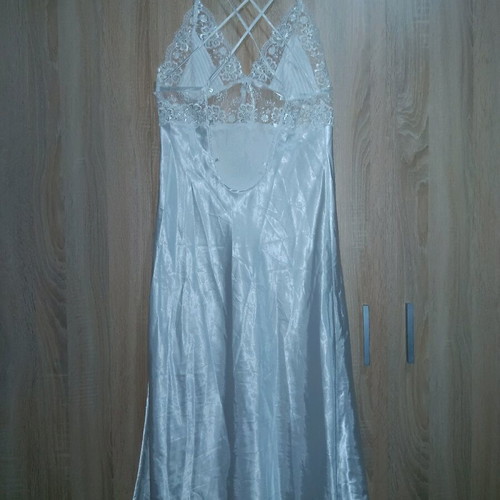 Women's satin nightwear set like new, size M, white with lace
