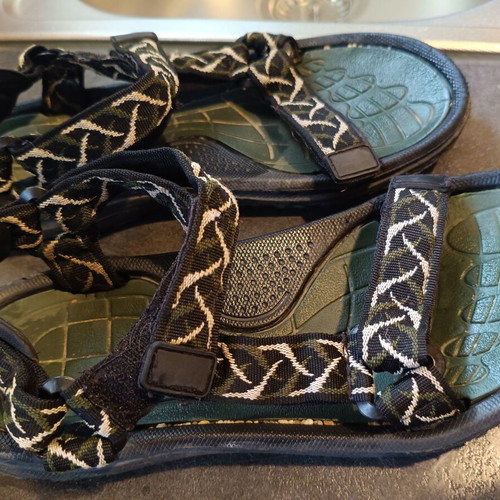 Hiking sandals size 38 used, green and black adjustable straps