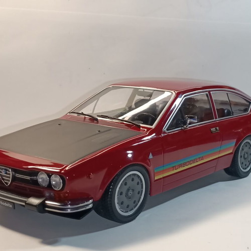 Alfa Romeo Alfetta GTV Turbodelta 1/18 Model with Extra 16" Wheels New