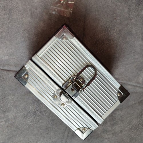 Mini aluminum jewelry box with mirror and key