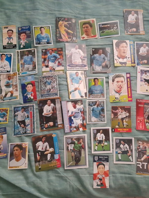 Robbie Fowler cards like new, 36 pieces with stickers