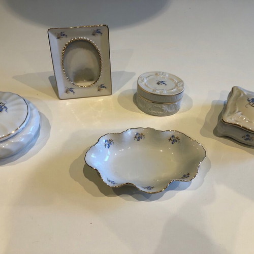 Limoges bridal porcelain boudoir set 5 pieces like new