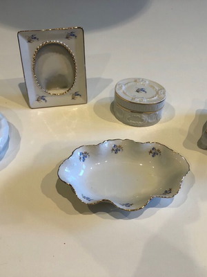 Limoges bridal porcelain boudoir set 5 pieces like new