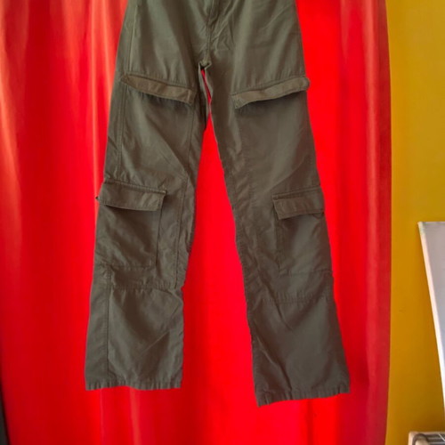 Bershka cargo pants high waist L green like new