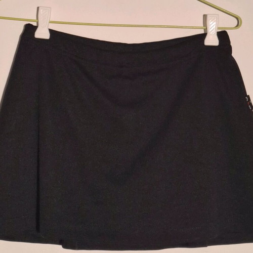 Black skirt shorts like new made of thick fabric