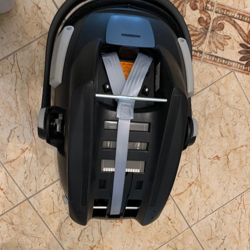 Cybex Aton 5 car seat like new 0-13 kg