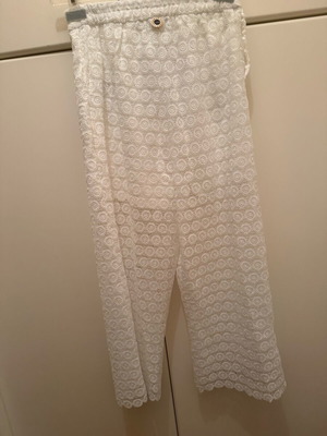 Lynne pants new, size S 36 8, white