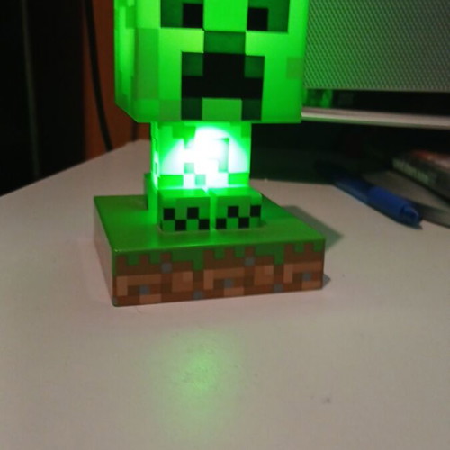 Creeper figure light like new with batteries