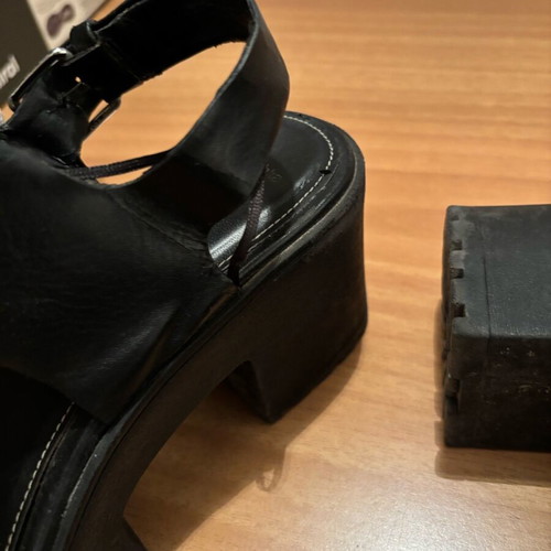Bershka black leather platform sandals used with silver buckles size 40