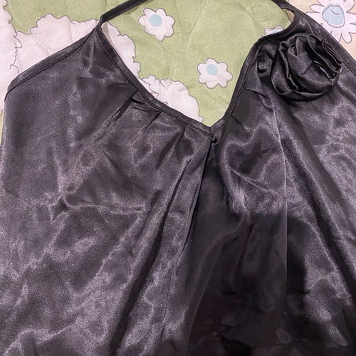 Blouse like new, size M, black