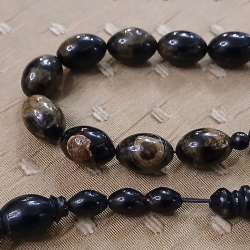 Worry beads black coral used, 33 beads, high-strength cord