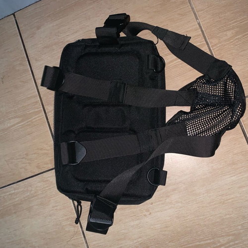 Fila Chest Bag like new, black