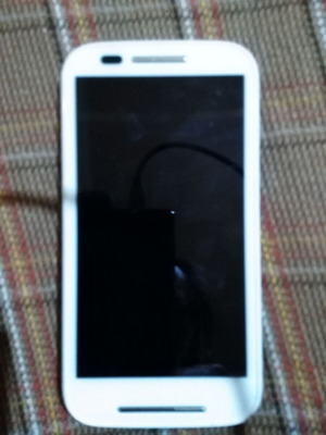 Motorola XT 1021 phone used for spare parts