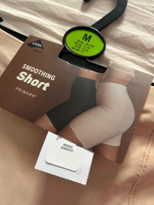 Primark Smoothing Shapewear Shorts M new, beige