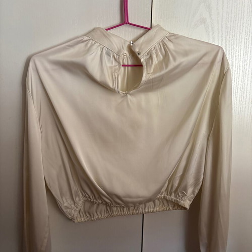 Calliope satin blouse small crop like new, beige, size S