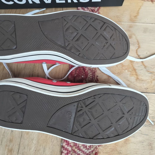 Converse Chuck Taylor All Star low red sneakers used, size 44