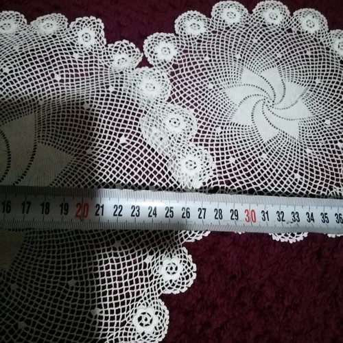 Handmade knitted set of 7 pieces like new, fine lace thread