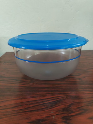 Tupperware bowl 2.1L, new