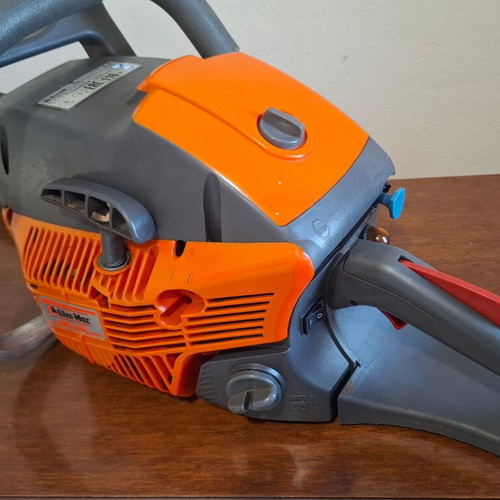 Oleo-Mac GSH 560 Chainsaw like new, 3.5 HP, 50cm bar