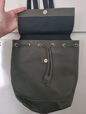 Atmosphere backpack khaki like new