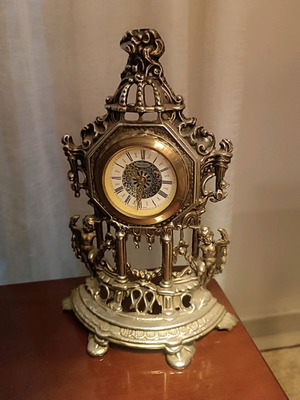 Bronze antique clock like new, functional