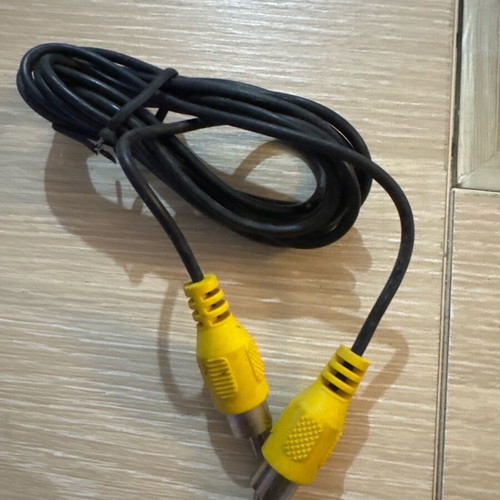 RCA cable single used yellow