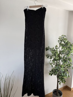 Natty maxi dress lace mermaid style with adjustable straps