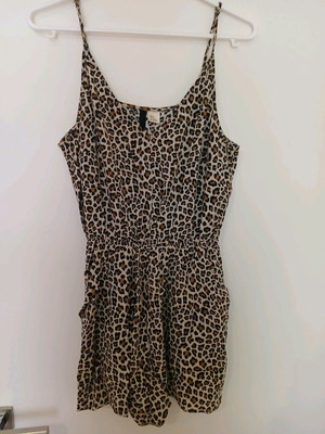 One-piece unused size M / 38 / 10