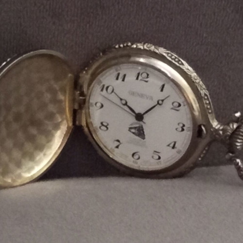 Geneva vintage mechanical pocket watch used, railroad style, Swiss Movt