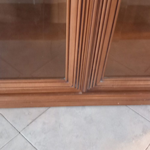 Showcase like new condition