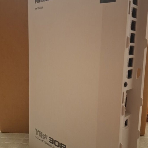 Panasonic KX-TEA308 Telephone System like new, 3 lines 8 extensions