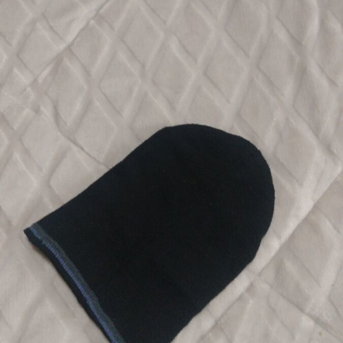 Men's beanie like new