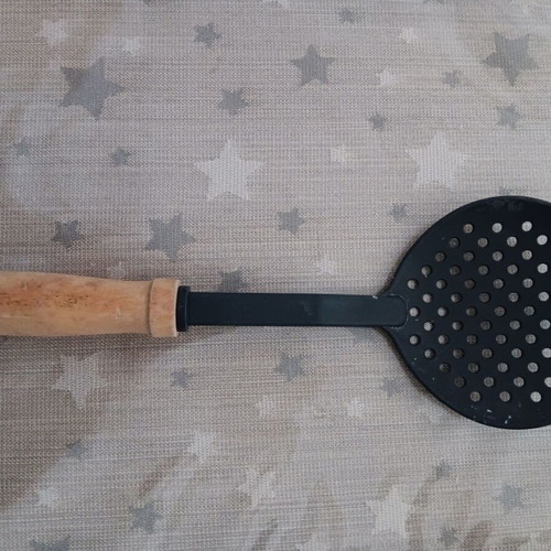 Kitchen utensils used, set of 2 pieces