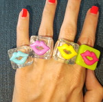 Square rings with lips design new