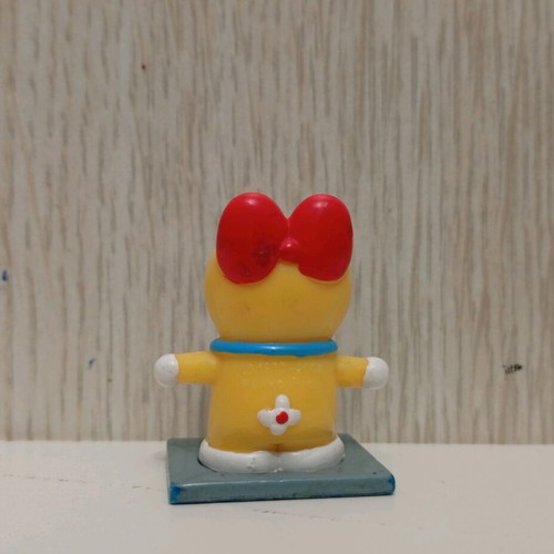 Kinder Surprise Joy used Doraemon anime miniature figure 2004